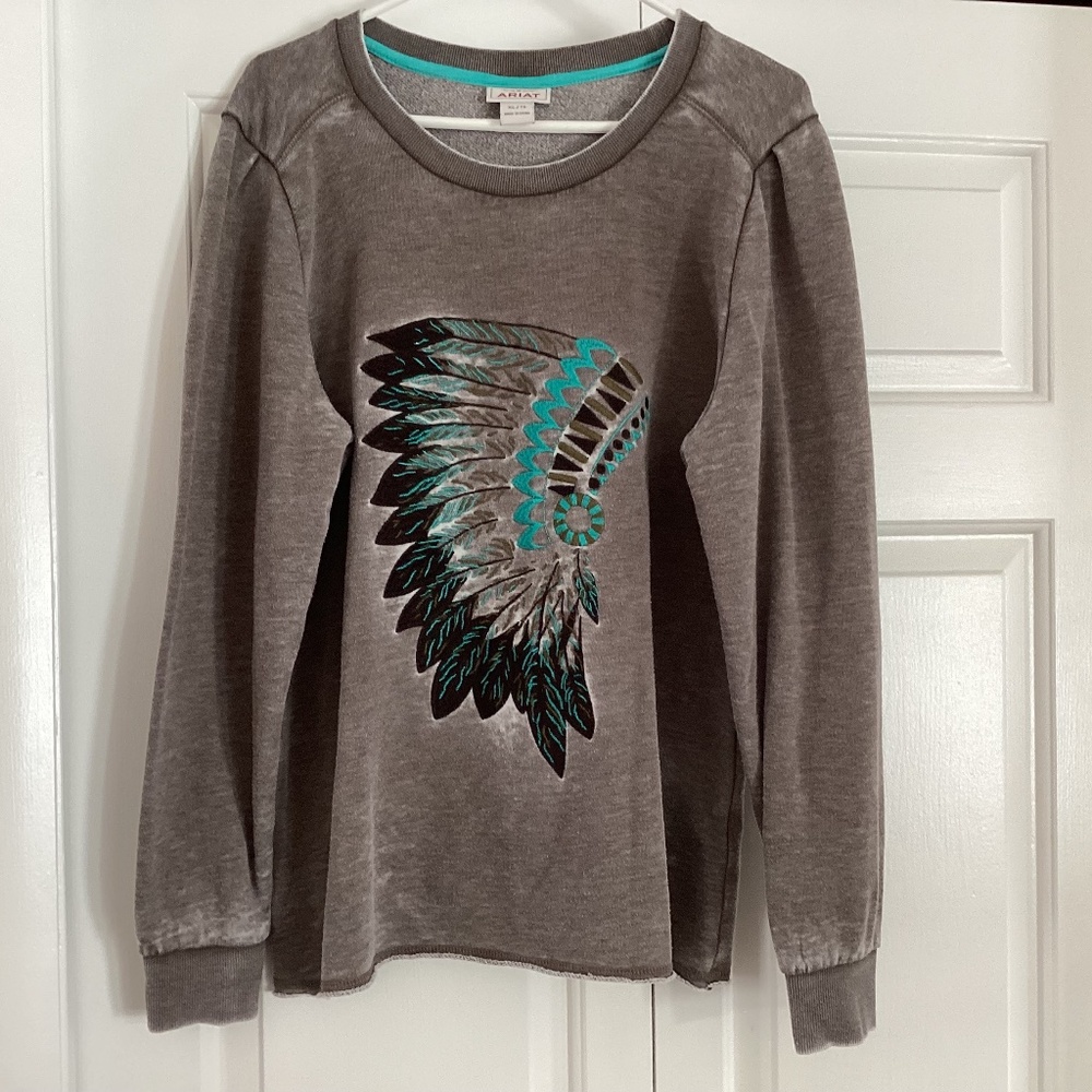 Ariat Woman’s SIZE XL Sweatshirt Gray embroidered Indian Headdress / sleeves